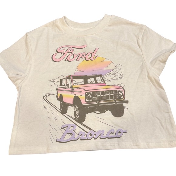 Hybrid Apparel Other - Ford Bronco Girls Graphic Tee Hybrid Apparel Ivory White Retro Crop Top XS NWT
